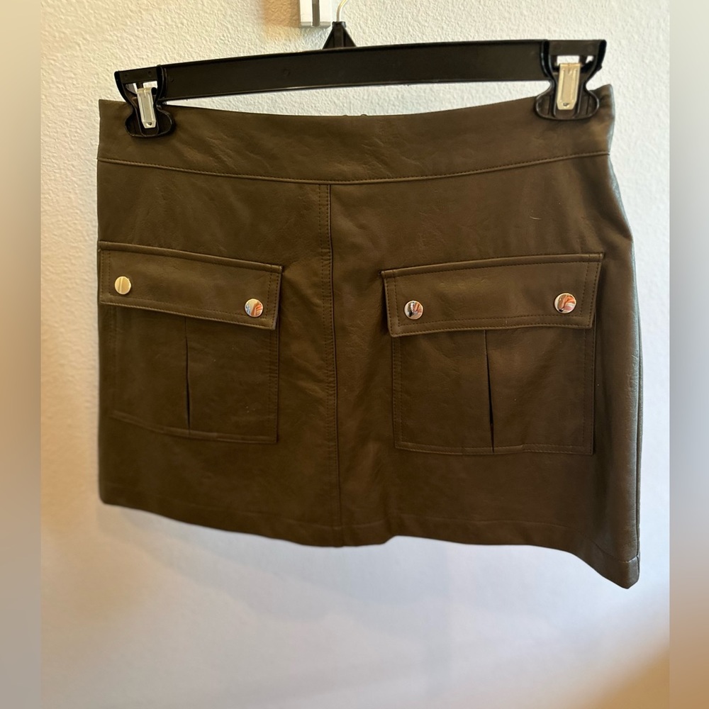 Zara Faux Leather Green Cargo Mini Skirt Skort Medium